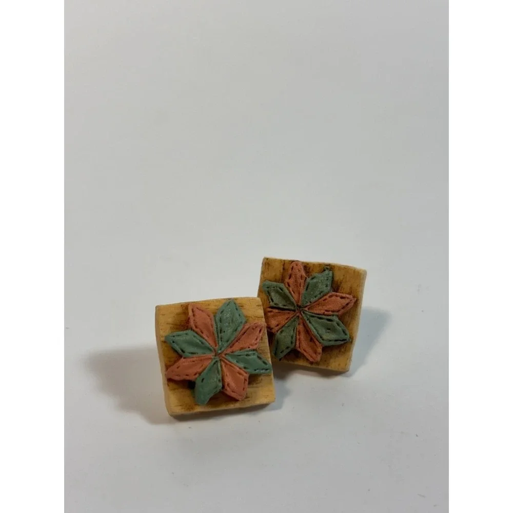 Cute Vintage Quilt Block in Resin Novelty Earrings Stocking Stuffer - Picture 2 of 7